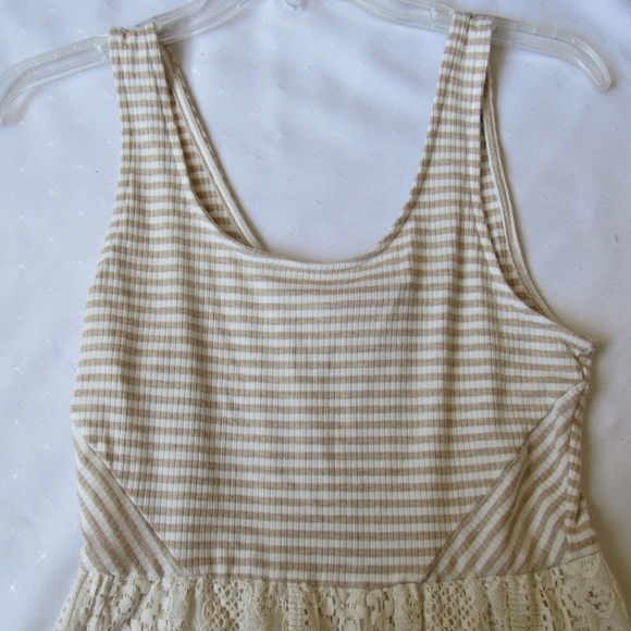 Cream Lace Crochet Maxi Dress - Picture 4 of 7